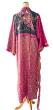 Load image into Gallery viewer, Esha Kimono ~ Pink Floral ~ 100% Silk