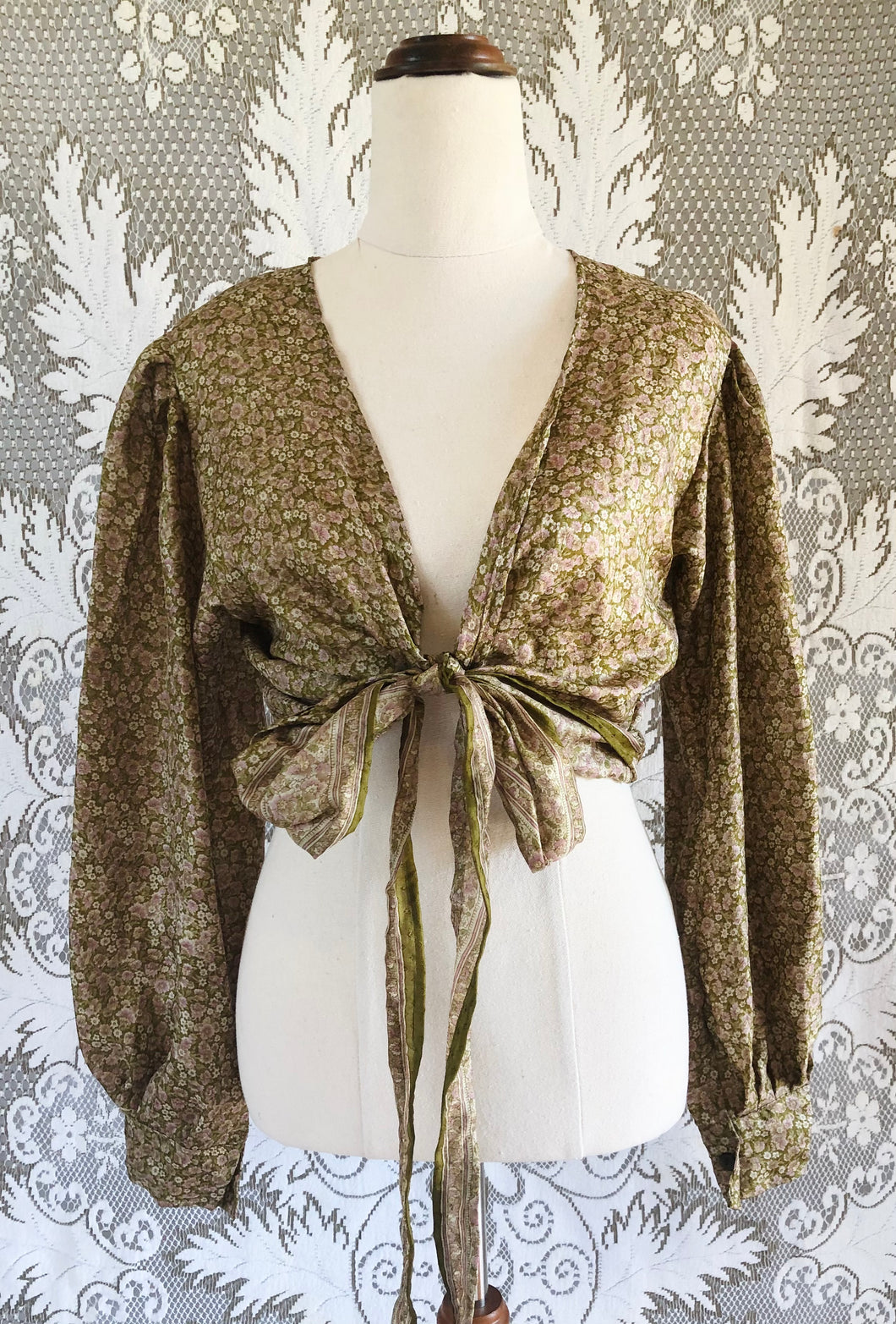 Juliet Top - 100% Silk - Green Floral - Free Size